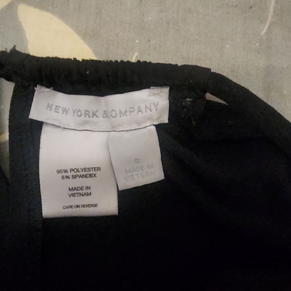 Black and White Maxi Dress - Picture 3 of 3